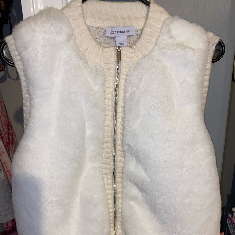 NWOT Liz Claiborne Womans High Neck Sweater Vest - Picture 2 of 10